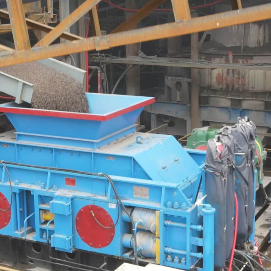 Roller crusher working site, small capacity sand and gravel making machine for sale - Henan Reacore