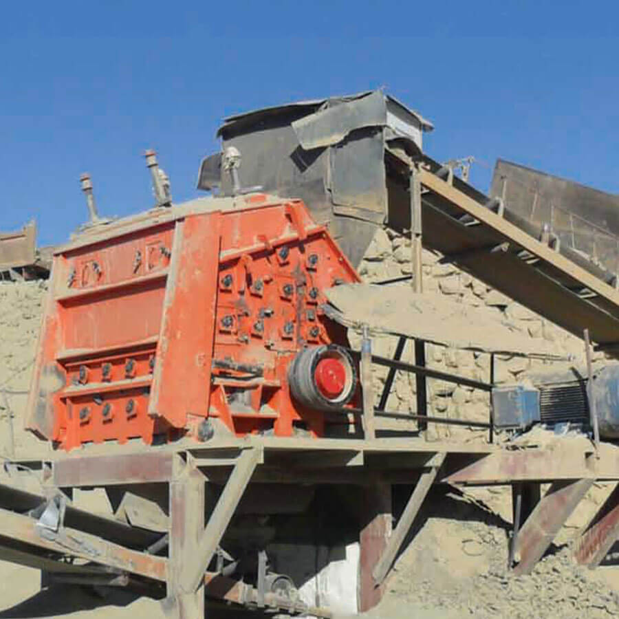 Heavy hammer crusher working site, hammer crusher for sale - Henan Reacore