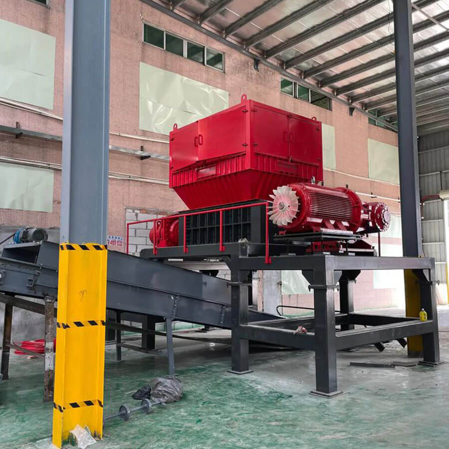 Double shaft shredder working case, double shaft shredder for sale that can shred various solid waste, metal, wood, and home appliances - Henan Reacore