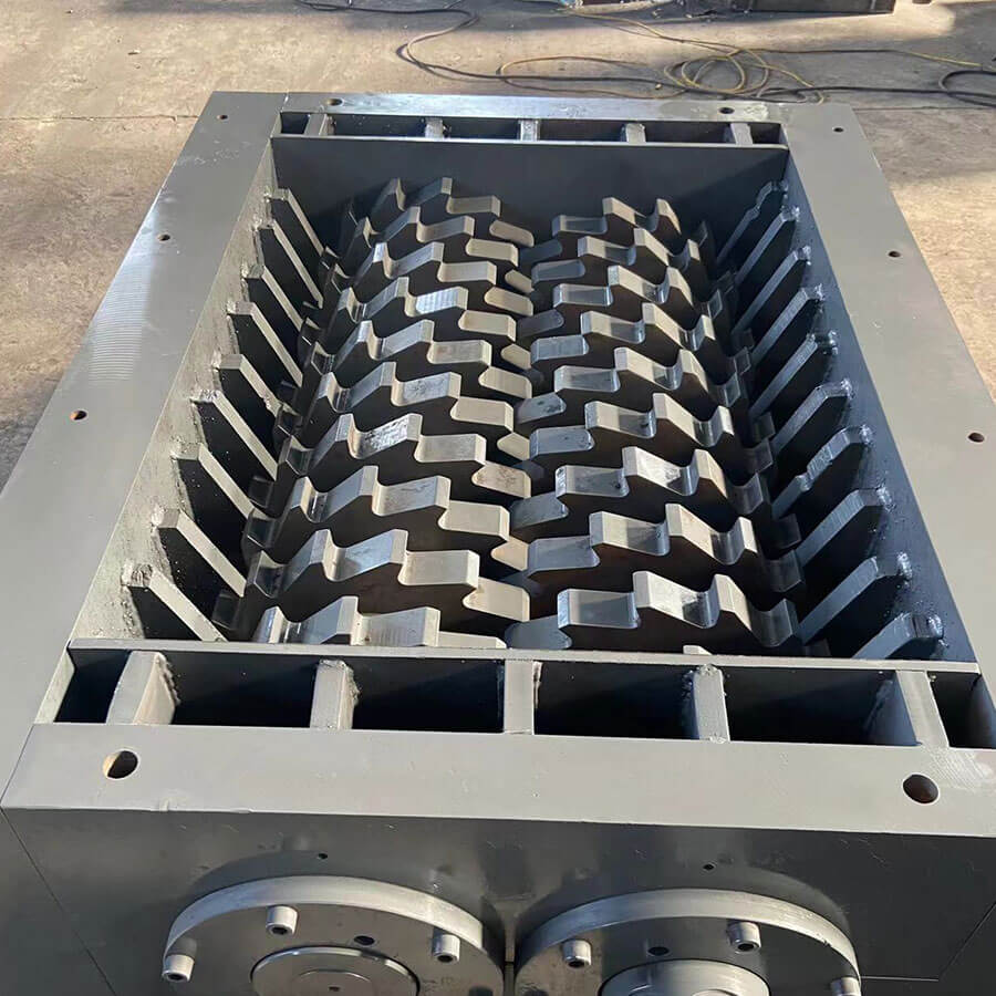 Double shaft shredder structure configuration, professional double shaft shredder manufacturer - Henan Reacore