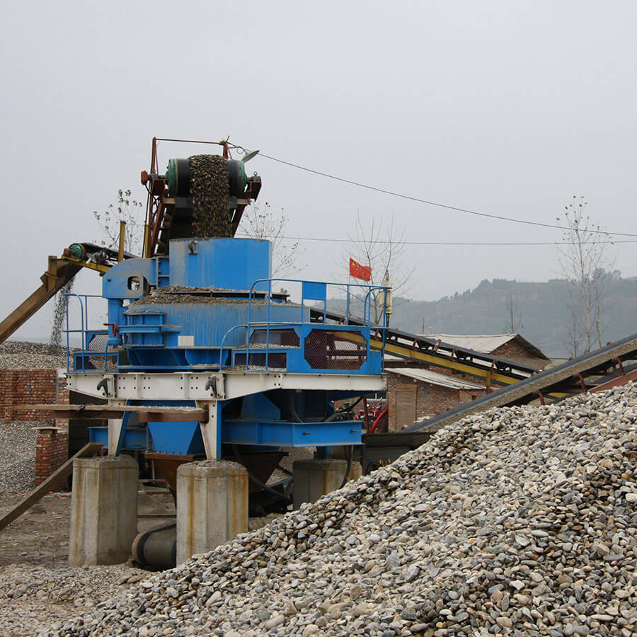 VSI vertical shaft impact machine working site, sand production line crushing host manufacturer - Henan Reacore